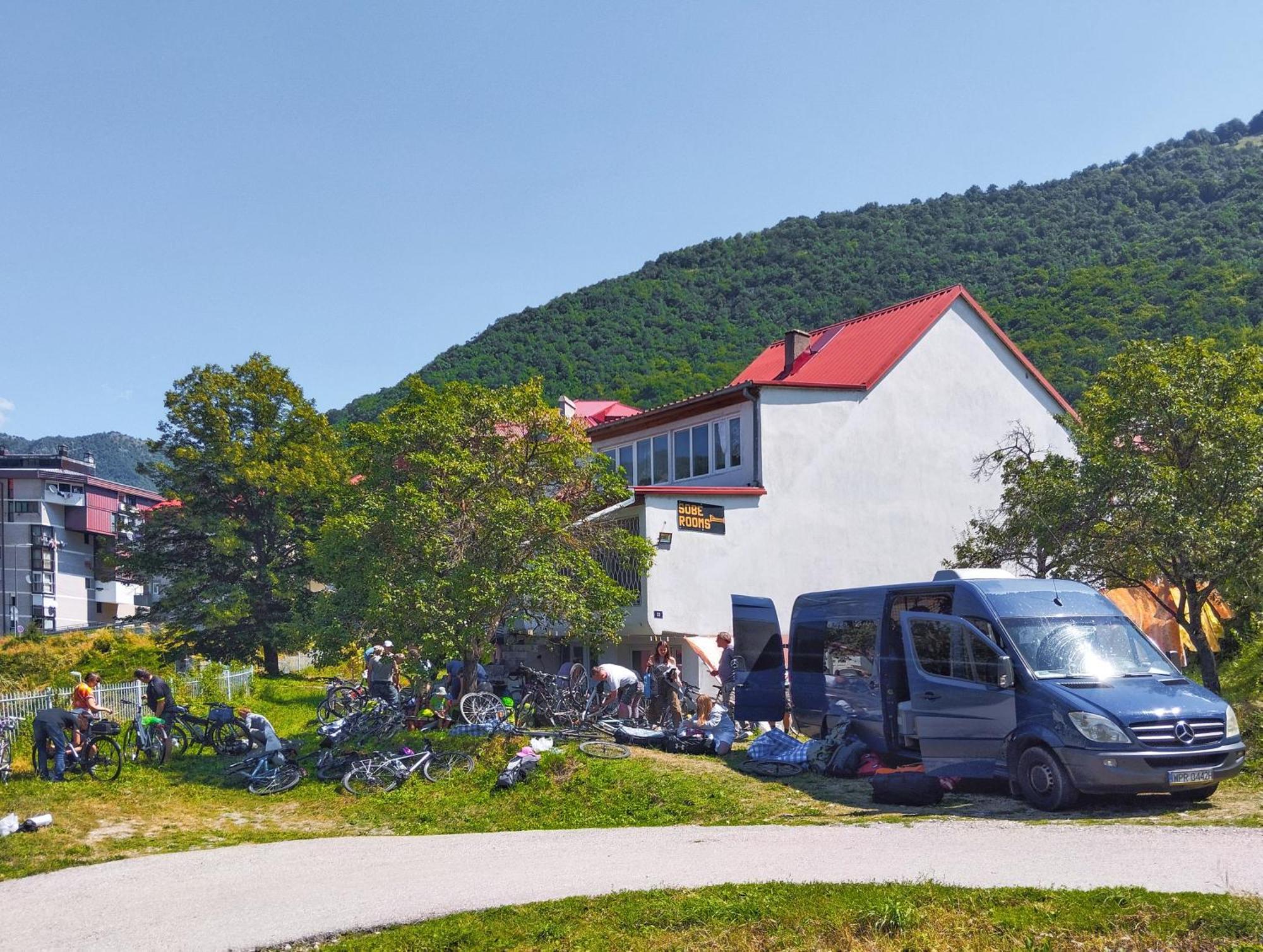 Guesthouse Mirkovic Pluzine Bagian luar foto